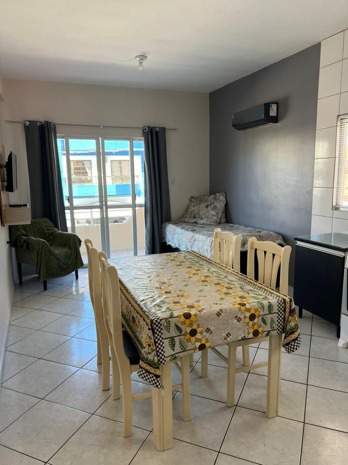 Residencial Nereu Apartment Bombinhas Bagian luar foto
