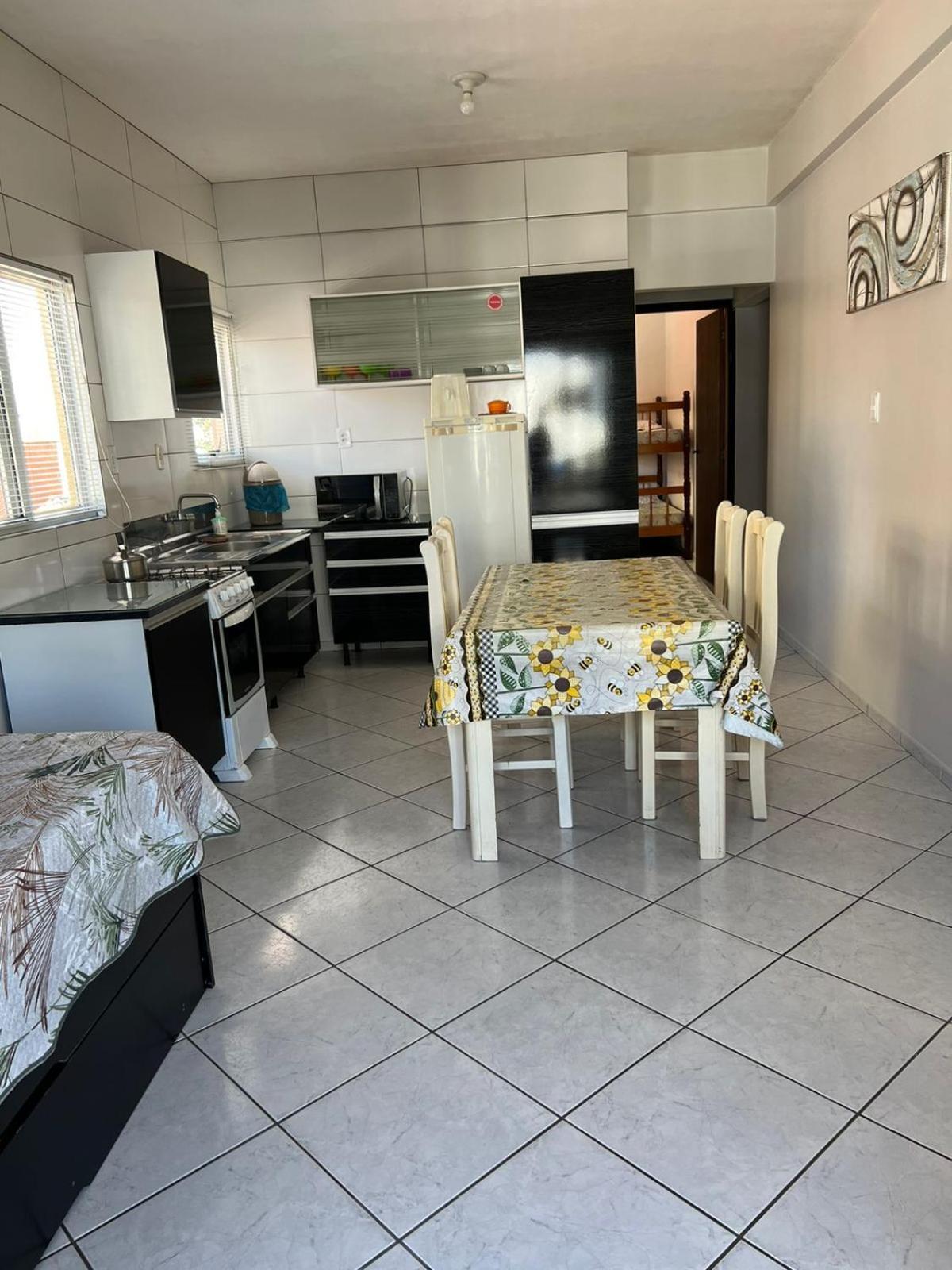 Residencial Nereu Apartment Bombinhas Bagian luar foto